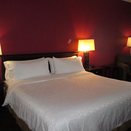 Holiday Inn Express Cloverdale - Greencastle By Ihg Extérieur photo
