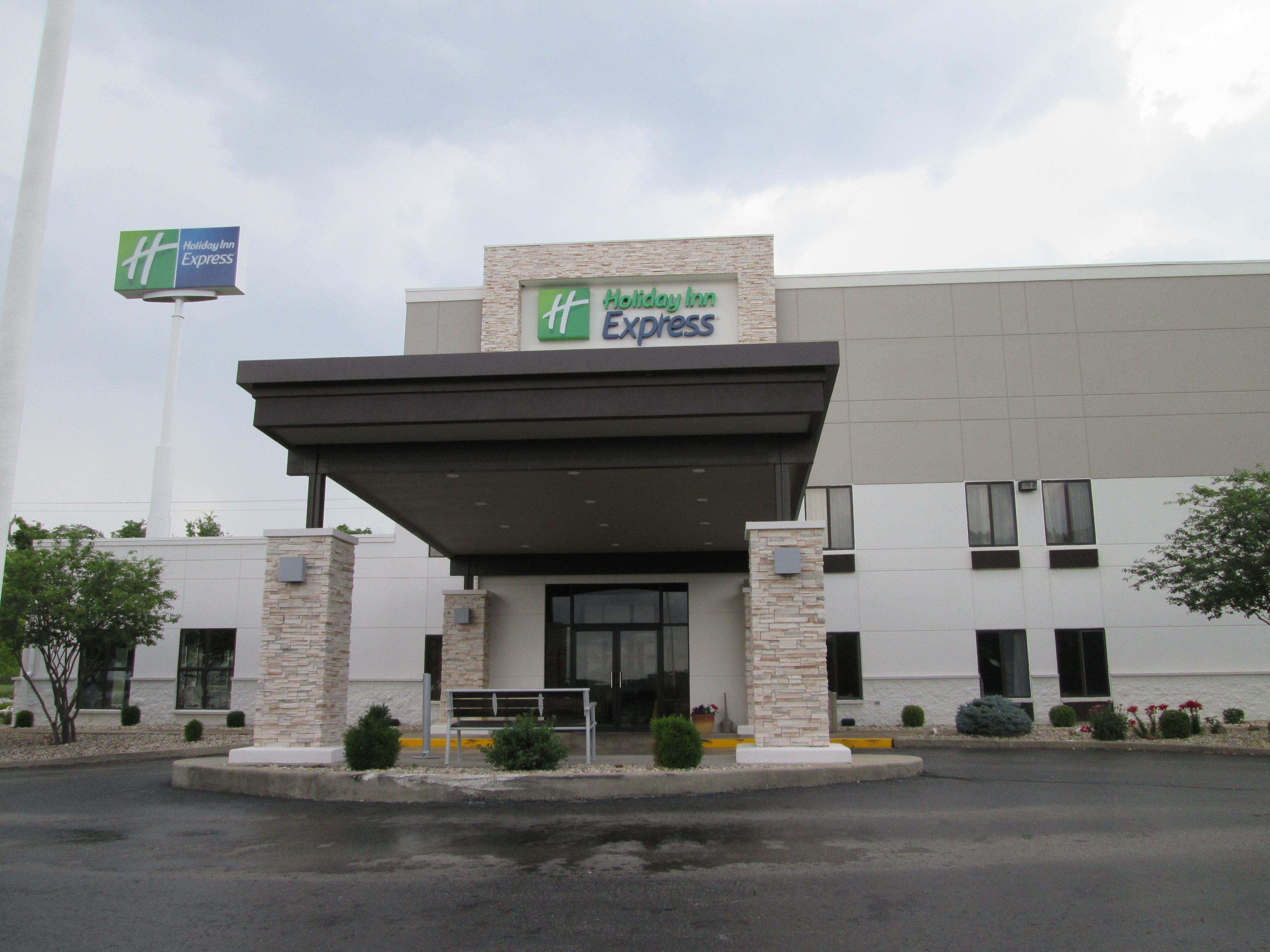 Holiday Inn Express Cloverdale - Greencastle By Ihg Extérieur photo