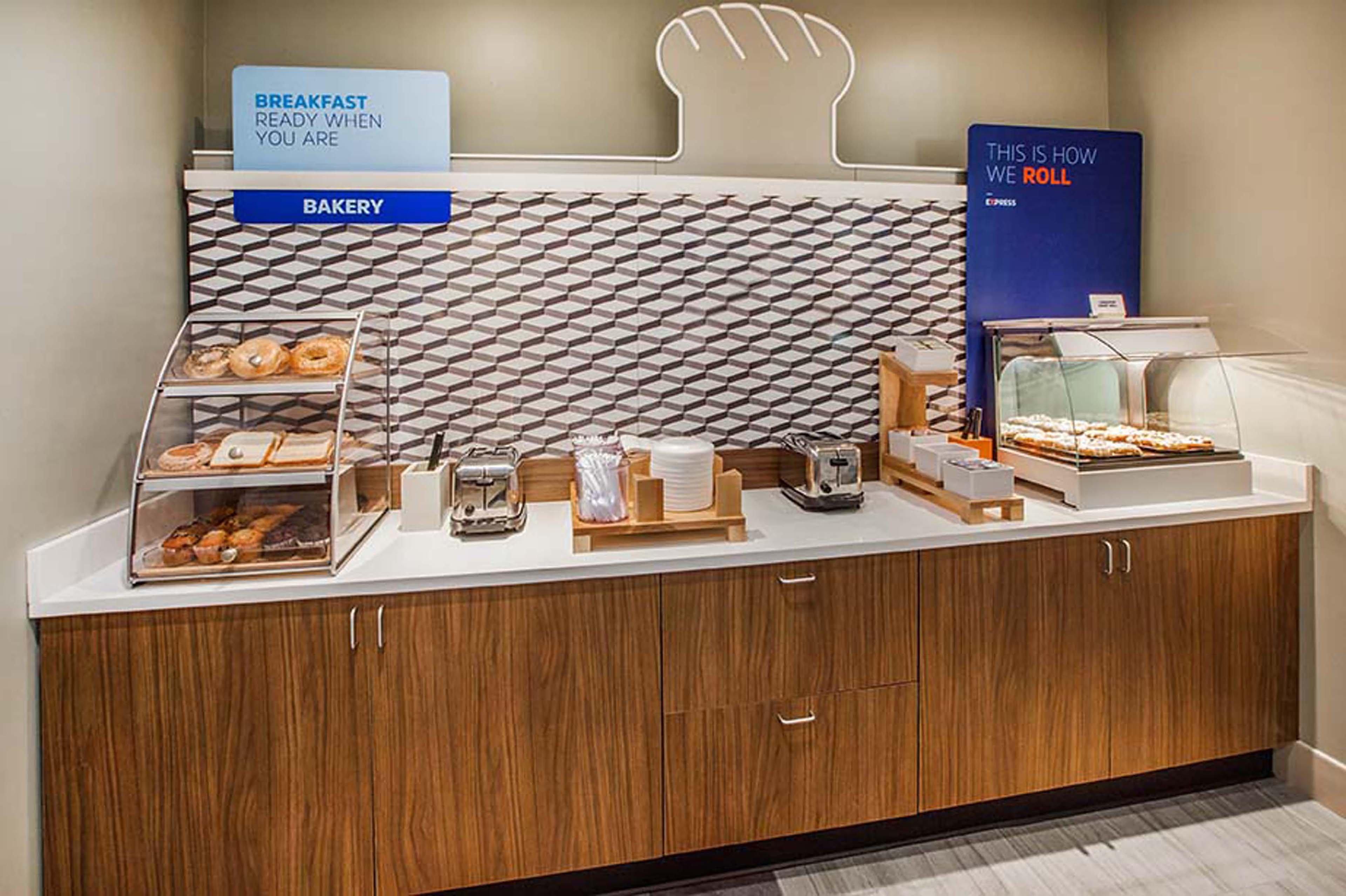 Holiday Inn Express Cloverdale - Greencastle By Ihg Extérieur photo