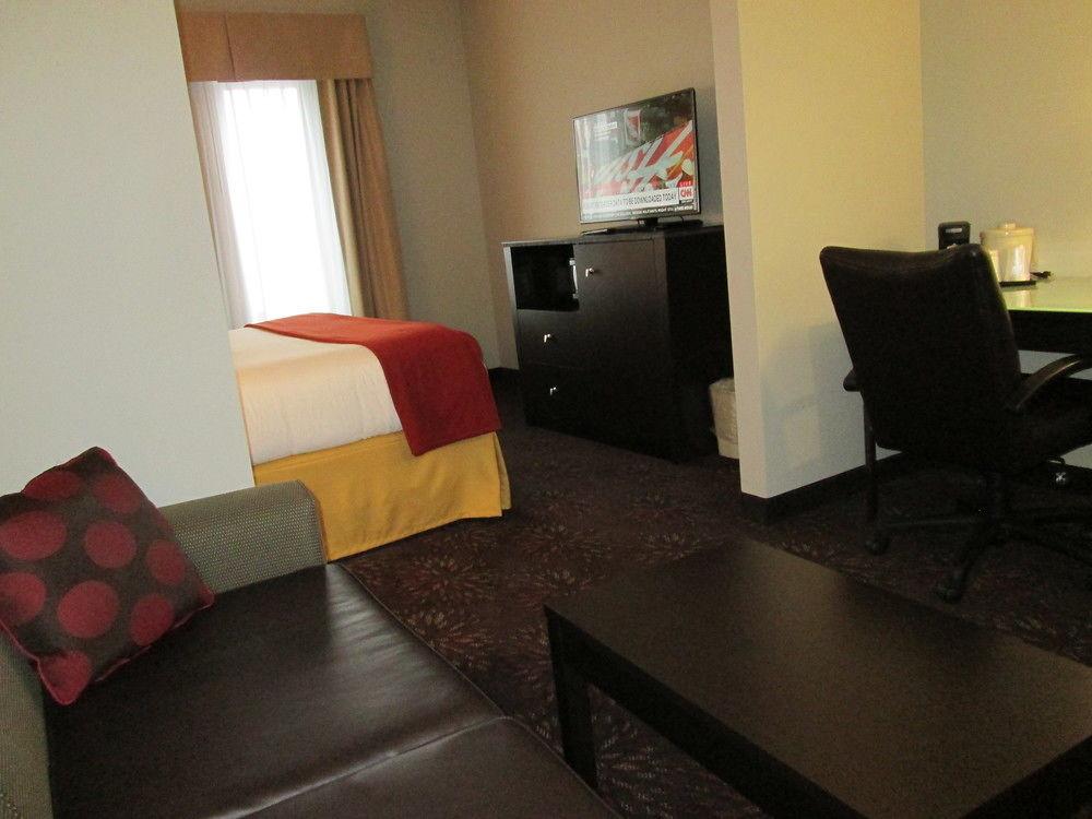Holiday Inn Express Cloverdale - Greencastle By Ihg Extérieur photo